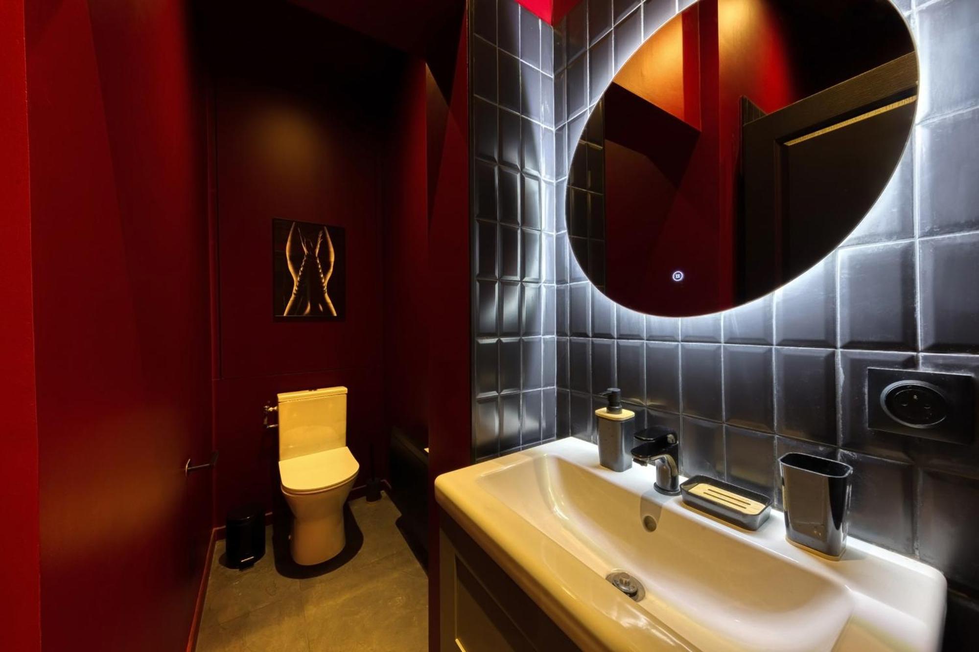 Suite Deluxe - Jacuzzi Melun Exterior photo